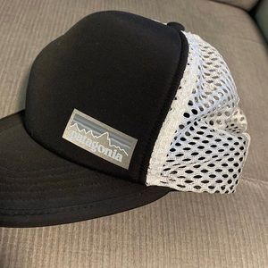 Patagonia hat cap black and white